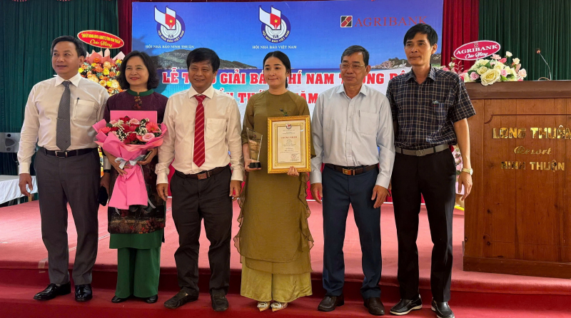 Trao Giải báo chí Nam Trung bộ lần thứ II năm 2025 -0