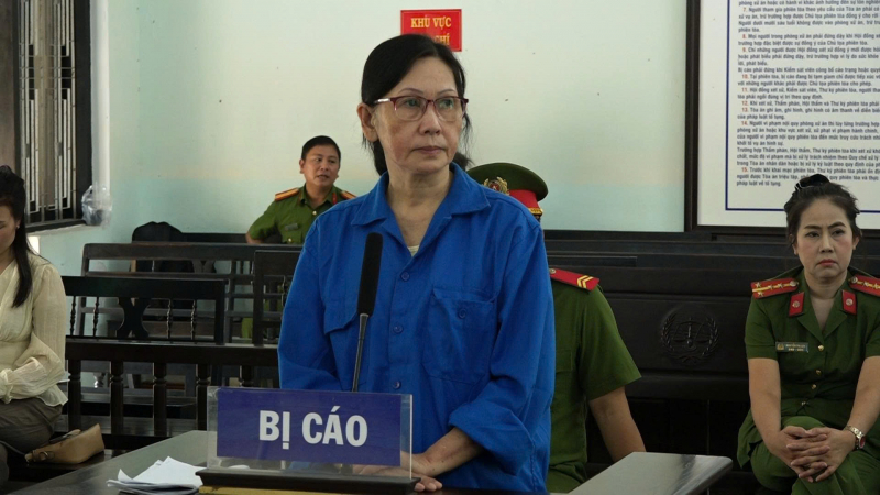 Siêu lừa khoác áo ngành Y -0