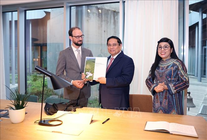 Thủ tướng Phạm Minh Chính thăm không gian văn hóa mang tên nhà soạn nhạc nổi tiếng Estonia Arvo Pärt -0