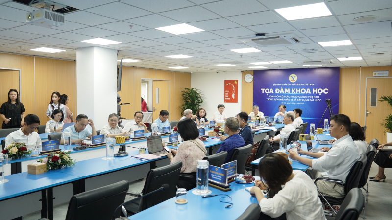 គោរពការរួមចំណែករបស់អ្នកវិទ្យាសាស្ត្រក្នុងបុព្វហេតុការពារ និងកសាងប្រទេស -0