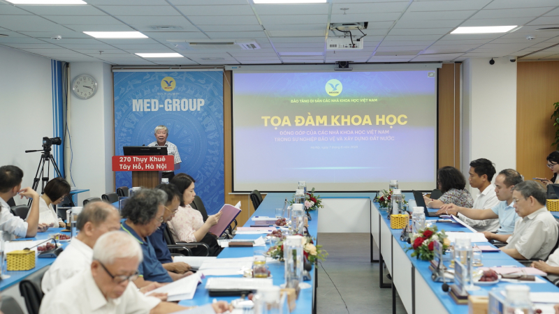 គោរពការរួមចំណែករបស់អ្នកវិទ្យាសាស្ត្រក្នុងបុព្វហេតុការពារ និងកសាងប្រទេស -0