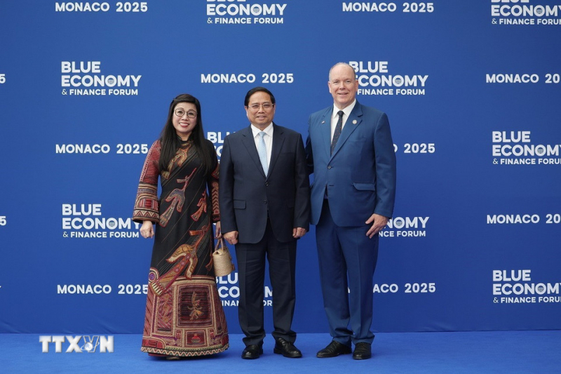 Lễ đón Thủ tướng và Phu nhân tham dự Hội nghị Đại dương của Liên hợp quốc -0