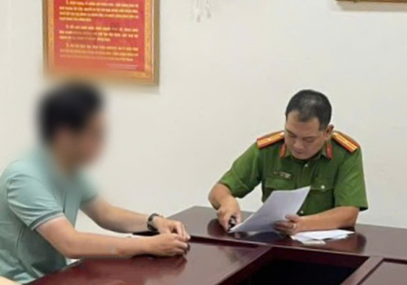  Làm rõ người đàn ông 'thoát y' đuổi theo cô gái trong đêm ở Hà Nội -0