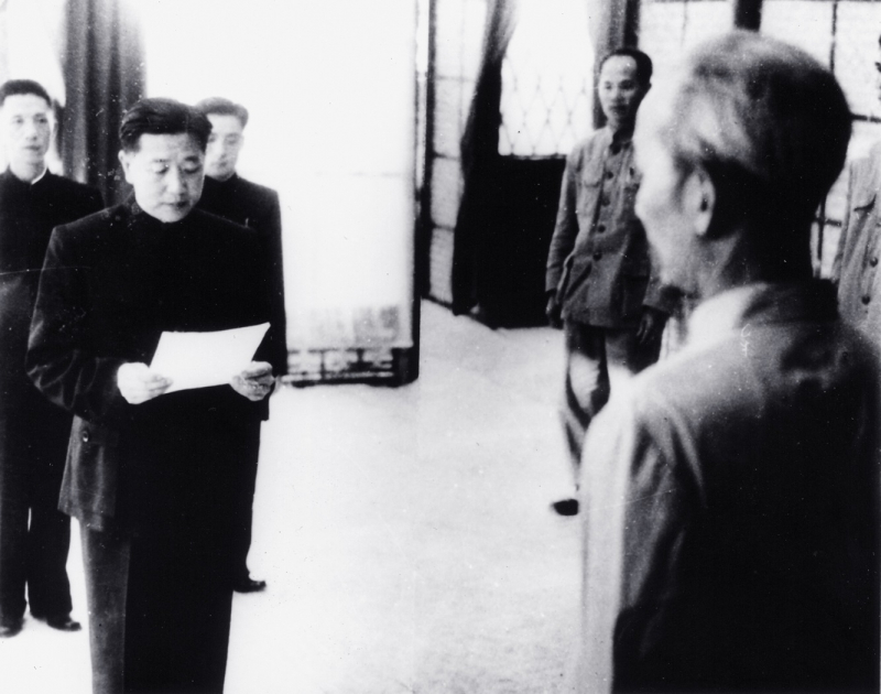 Câu chuyện từ những bức ảnh lịch sử -0