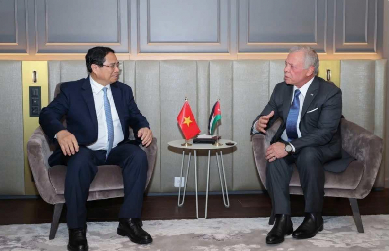 Thủ tướng Phạm Minh Chính hội kiến Quốc vương Jordan Abdullah II bin Al-Hussein -0