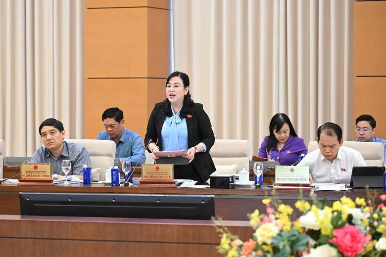 Việc cấm ép học thêm nhằm buộc giáo viên hoàn thành hết trách nhiệm công vụ của mình -0