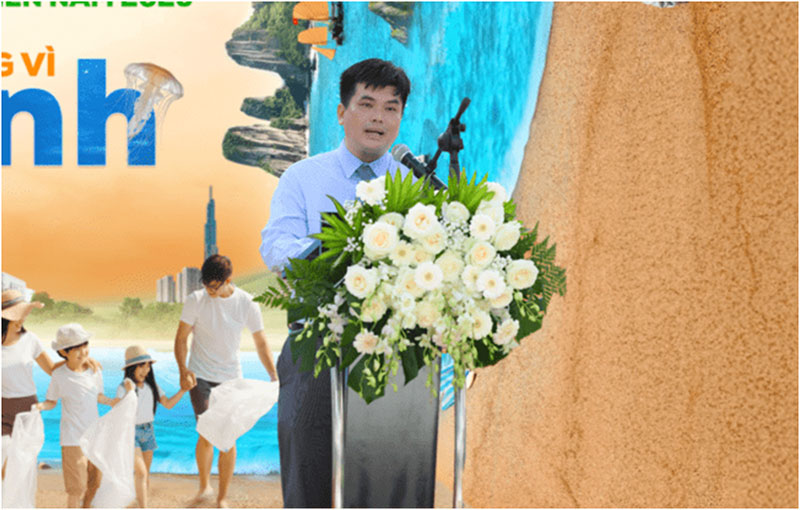 Gần 10.000 người vingroup và tình nguyện viên ra quân làm sạch bờ biển tại 28 tỉnh, thành phố -0