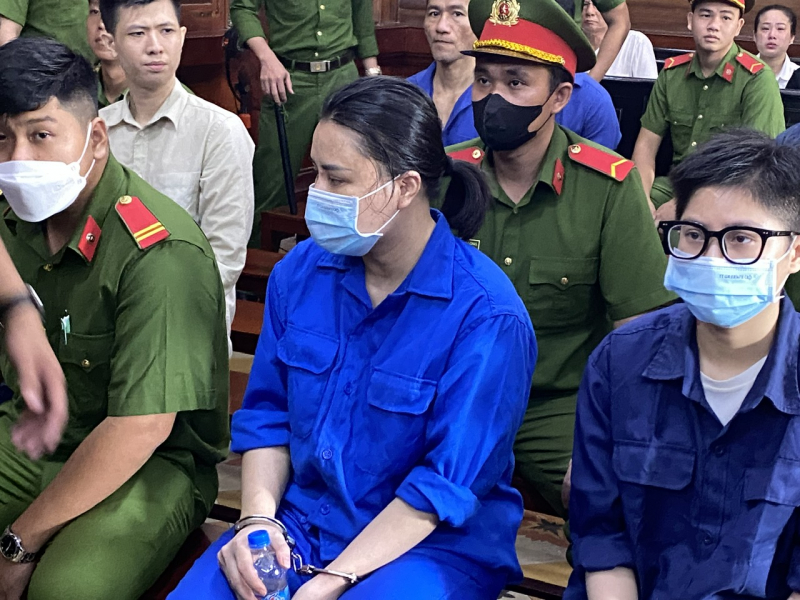 Hoãn phiên tòa xét xử đường dây mua bán hơn 108 kg ma túy nước vui do Hoài DJ cầm đầu -0