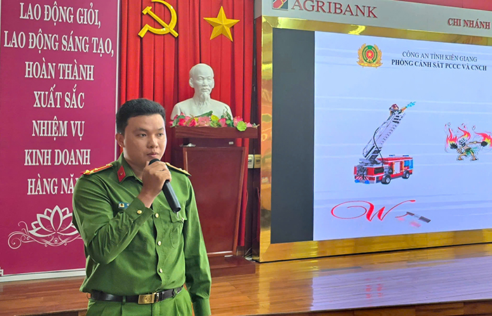 Agribank chi nhánh Kiên Giang tập huấn PCCC&CNCH -0