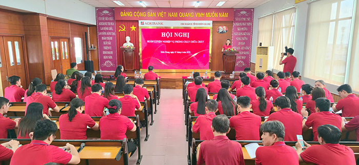 Agribank chi nhánh Kiên Giang tập huấn PCCC&CNCH -0