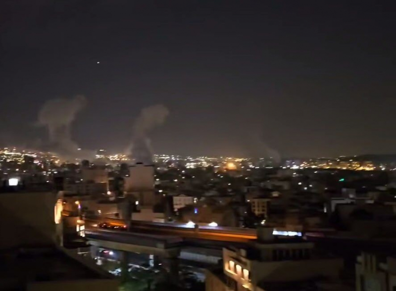 Israel tấn công phủ đầu cơ sở hạt nhân Iran, nổ lớn ở Tehran -0