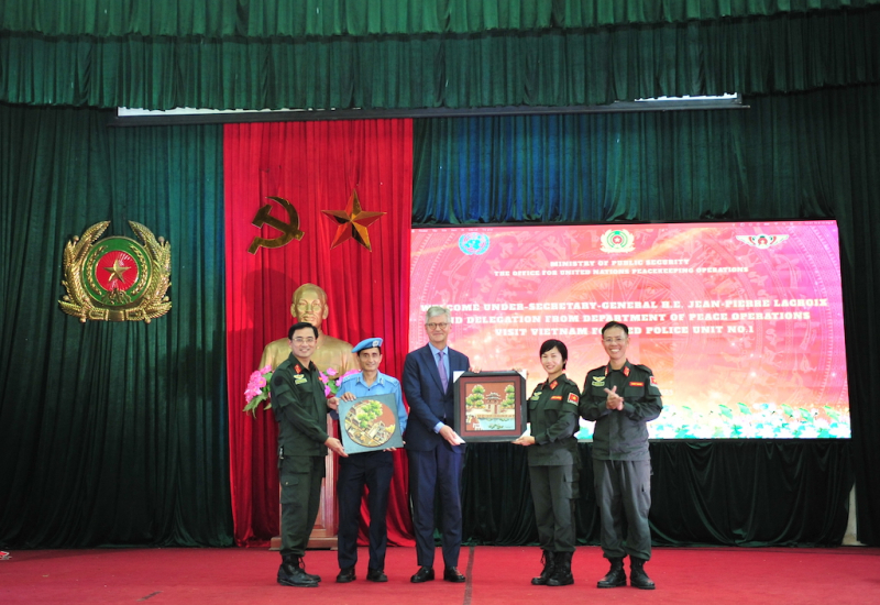 Phó tổng thư ký Liên hợp quốc đến thăm và làm việc với Văn phòng thường trực Bộ Công an về gìn giữ hòa bình Liên hợp quốc -0