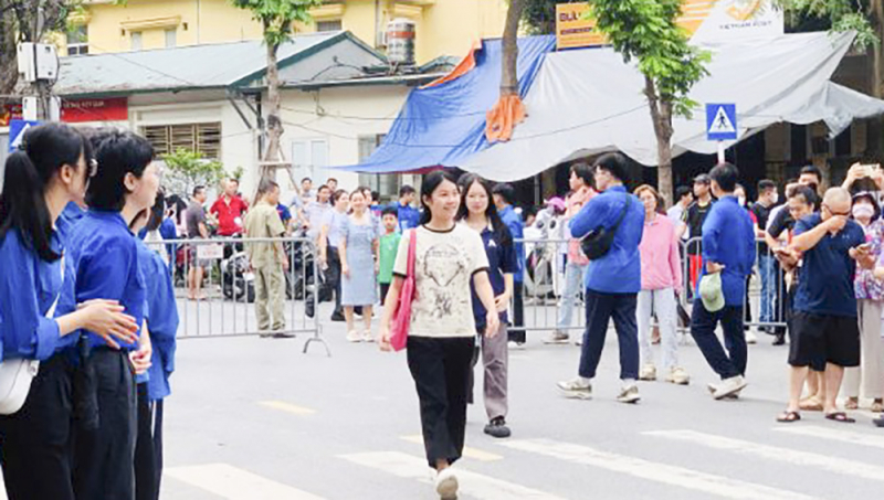 “Số phận”của tổ hợp C00 -0