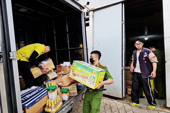 Công an Lâm Đồng, Đắk Nông tiếp tục bắt giữ nhiều hàng hóa không rõ nguồn gốc -0