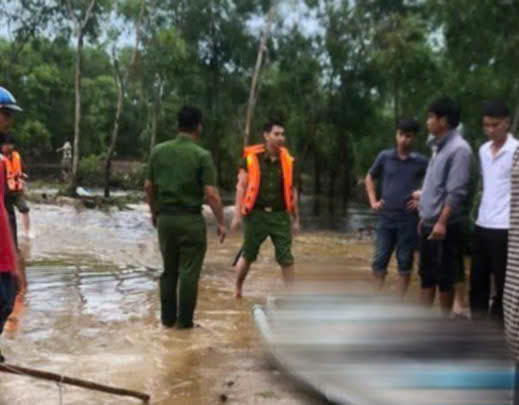 Tìm thấy thi thể 2 anh em bị đuối nước trong khi đánh bắt cá -0