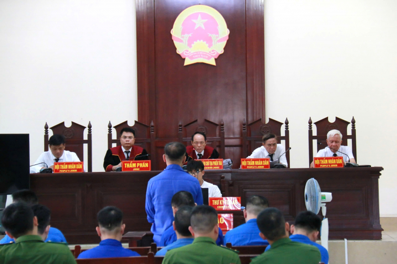 “Giang hồ đất Cảng” nổ súng truy sát đối thủ lĩnh án 12 năm 6 tháng tù -0