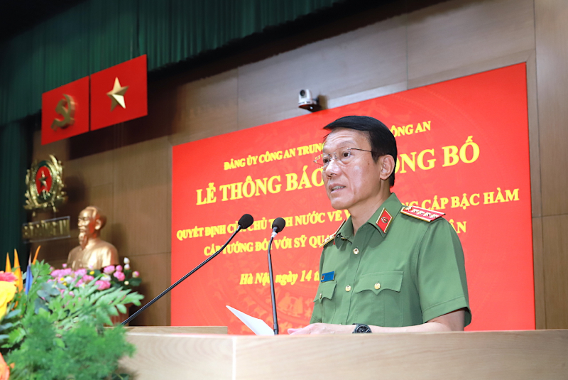 4 Thứ trưởng Bộ Công an được thăng cấp bậc hàm Thượng tướng, Trung tướng CAND -0