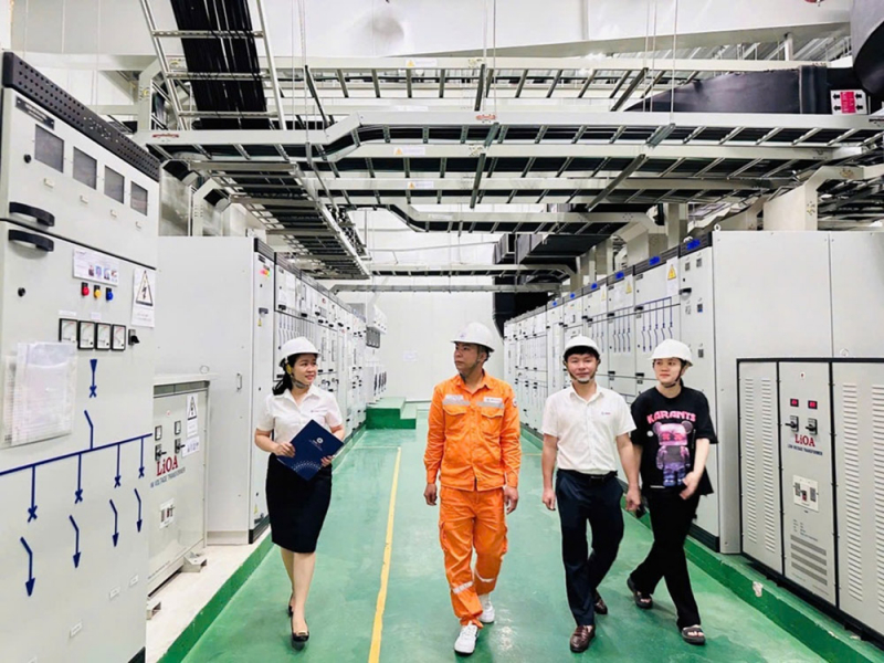 Sản lượng điện thương phẩm tháng 5 của EVNNPC đạt 9,104 tỷ kWh -0