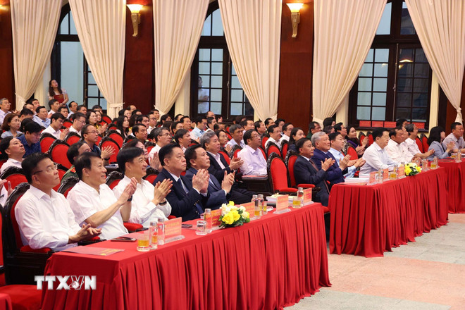 Điểm mới trong thi hành Điều lệ Đảng; chức năng, nhiệm vụ của Đảng ủy xã, phường -0