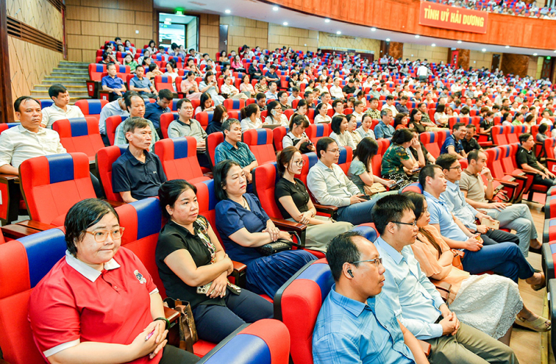 Hơn 7.400 đại biểu Hải Dương dự tập huấn chuyên môn, nghiệp vụ liên quan đến hoạt động ở cấp xã mới -0