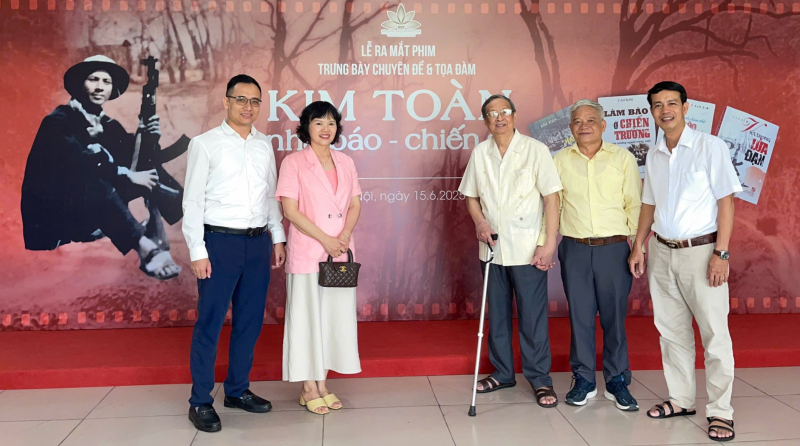 Ra mắt phim tài liệu phim “Kim Toàn, Nhà báo - Chiến sĩ” -0