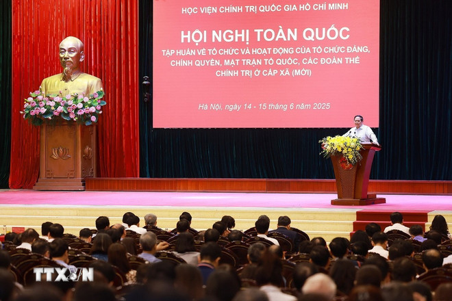 Thủ tướng: Đến ngày 30/6, hệ thống chính trị cấp xã đi vào hoạt động đồng bộ -0
