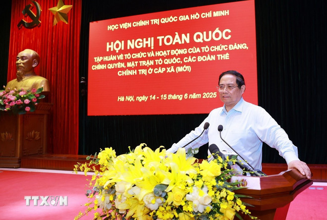 Thủ tướng: Đến ngày 30/6, hệ thống chính trị cấp xã đi vào hoạt động đồng bộ -0