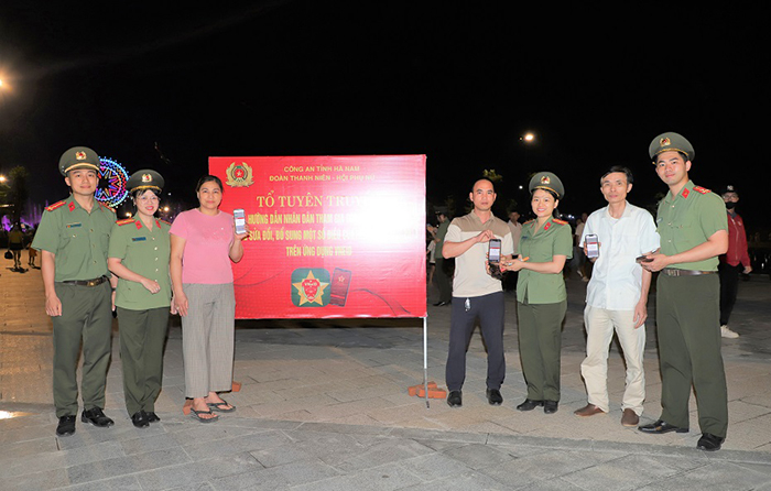 Hà Nam: Công an xã giữ vững nền tảng an ninh, dẫn dắt chuyển đổi số -0