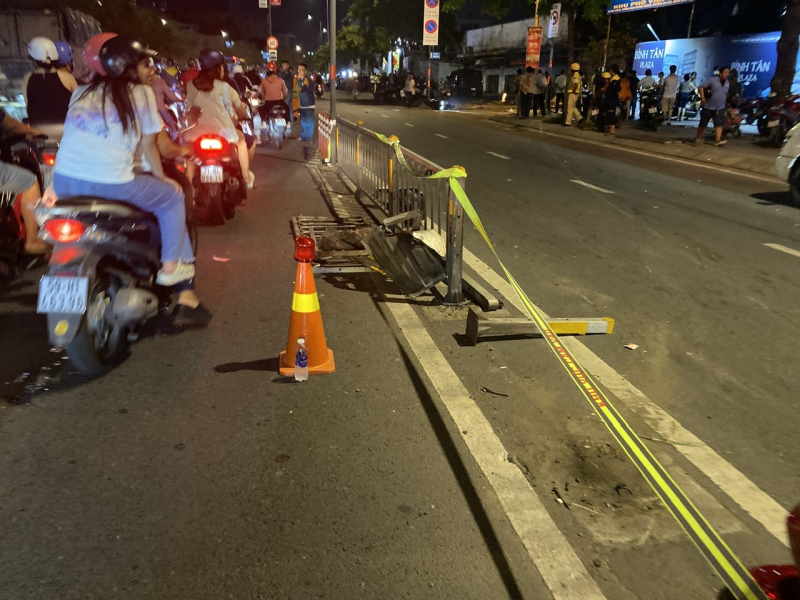 Người điều khiển chiếc xe Jeep tông chết hai người chưa ra trình diện -0