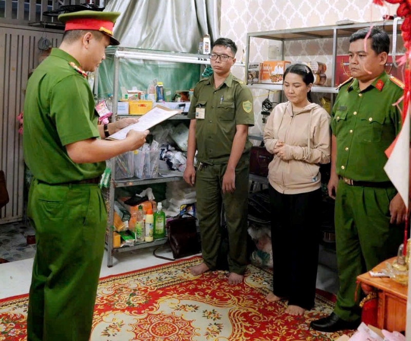 Khởi tố tội Trốn thuế 2 phụ nữ bán hàng qua mạng doanh thu gần 100 tỷ đồng -1