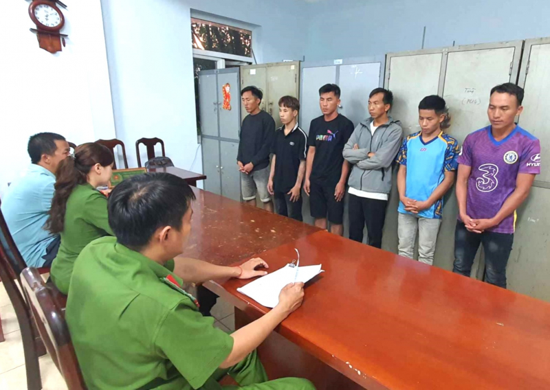 Rủ bạn gái 14 tuổi đi nhậu rồi cùng nhóm bạn lên kế hoạch hiếp dâm -0