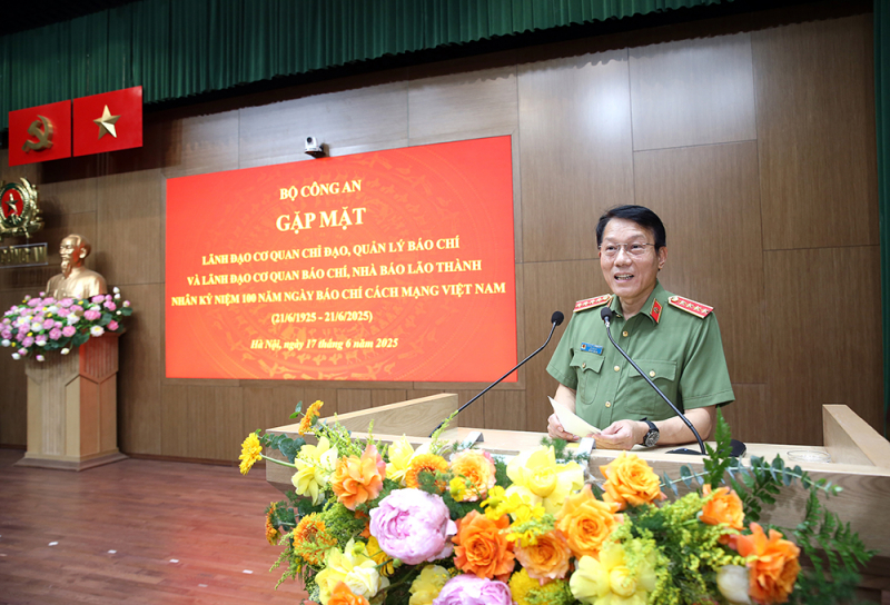 Vững vàng trận tuyến thông tin, chung sức bảo vệ an ninh Tổ quốc