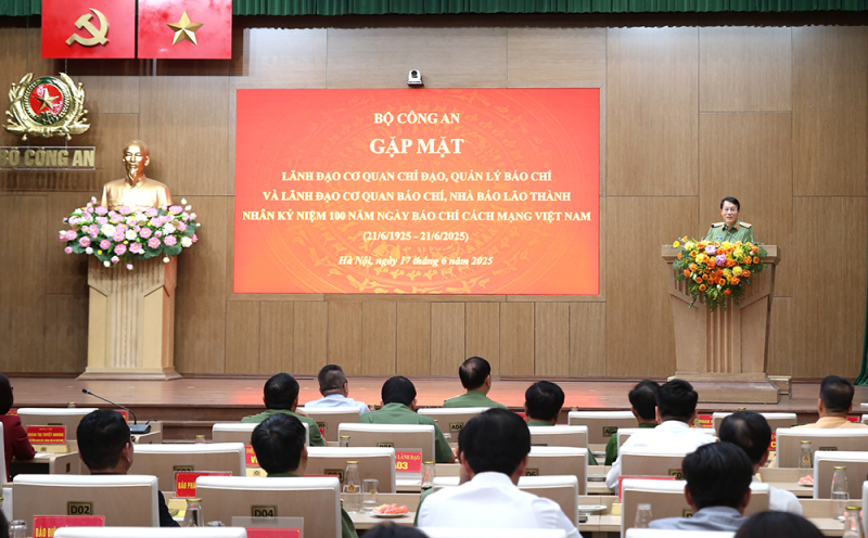 Vững vàng trận tuyến thông tin, chung sức bảo vệ an ninh Tổ quốc -0