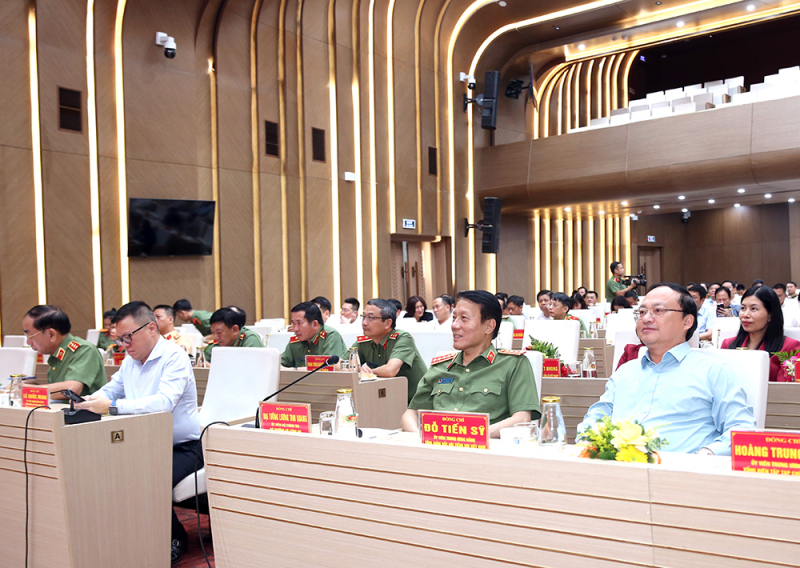 Vững vàng trận tuyến thông tin, chung sức bảo vệ an ninh Tổ quốc -0
