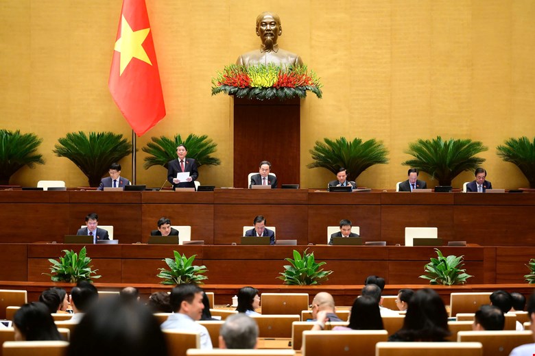 Đại biểu truy trách nhiệm vấn nạn thực phẩm, thuốc giả, Bộ trưởng Bộ Y tế nói gì? -0