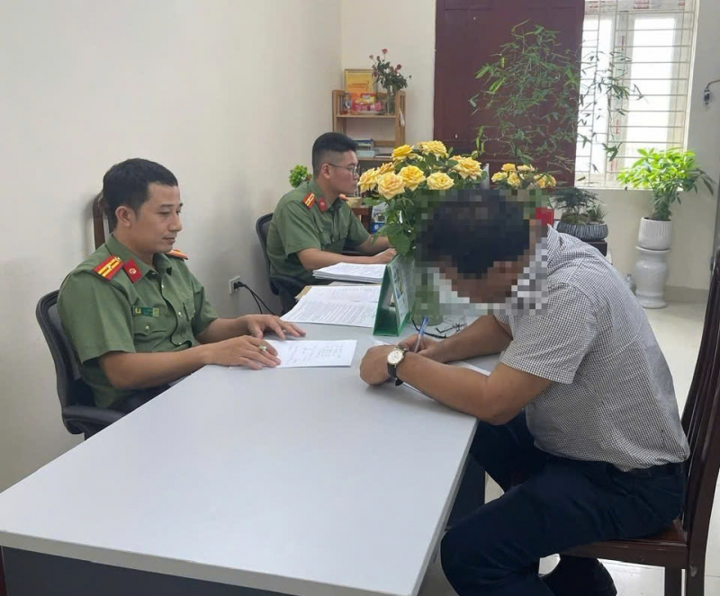 Xử lý trường hợp đăng tải thông tin sai sự thật về việc cải tạo Vườn hoa Diên Hồng - Đài phun nước Con Cóc -0