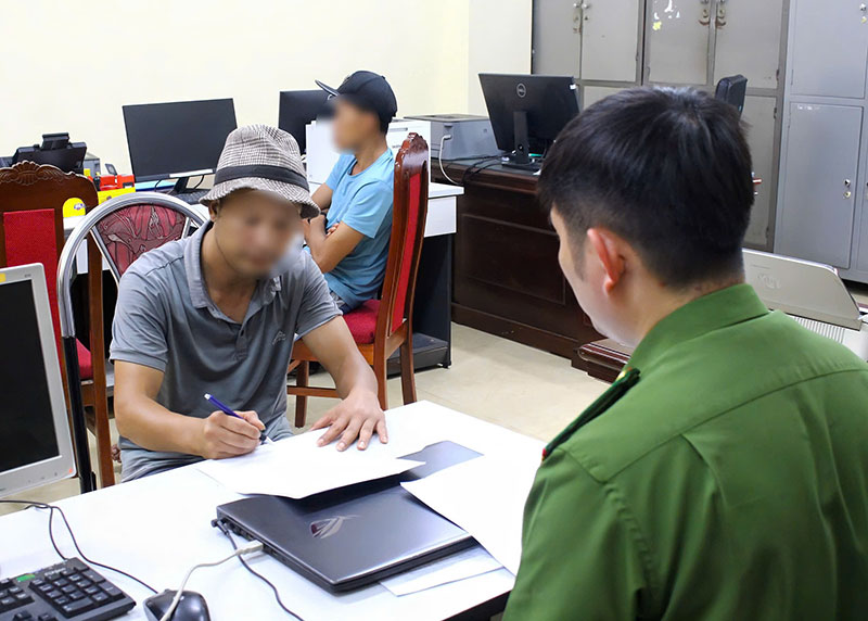 Kịp thời ngăn chặn thực phẩm không rõ nguồn gốc tuồn ra thị trường -0