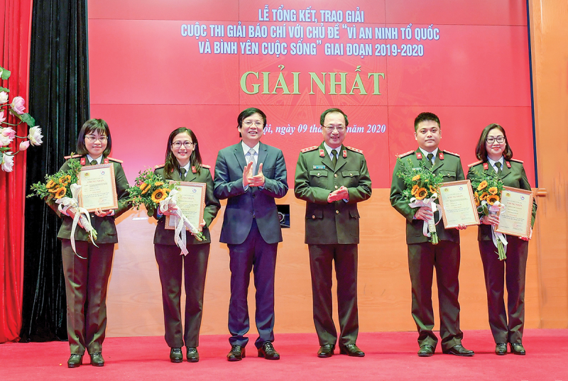 Báo CAND và những “mùa vàng” giải thưởng báo chí -7