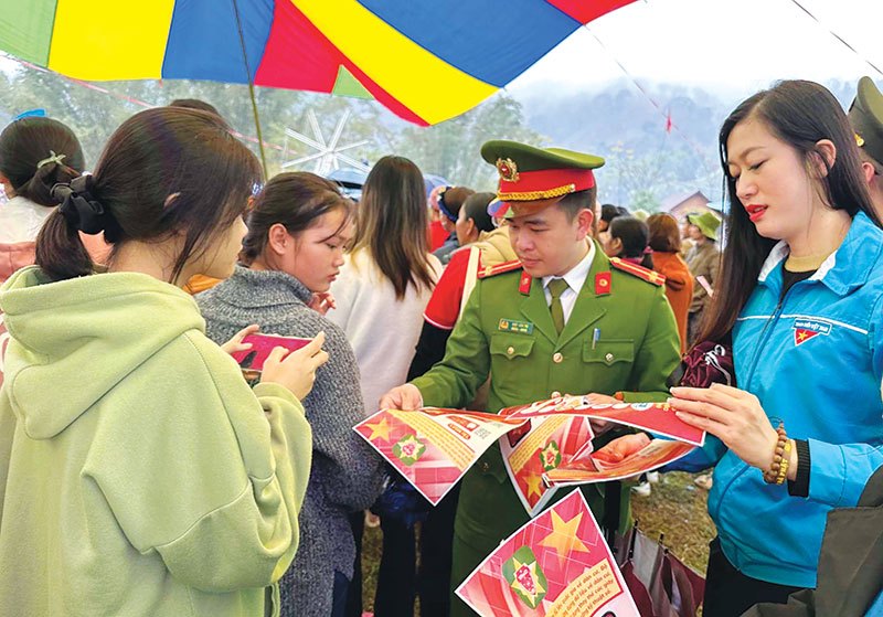 ha nam 4.jpg -1