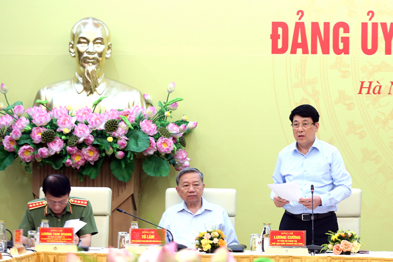 Bảo đảm vững chắc môi trường hòa bình, ổn định để thực hiện thắng lợi các mục tiêu chiến lược của Đảng -0