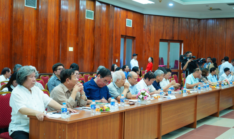 Huy động trí tuệ của chuyên gia, nhà nghiên cứu cho dự án sách “Con đường tương lai”  -1