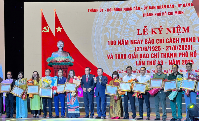 Nhiều hoạt động kỷ niệm 100 năm Ngày Báo chí Cách mạng Việt Nam
