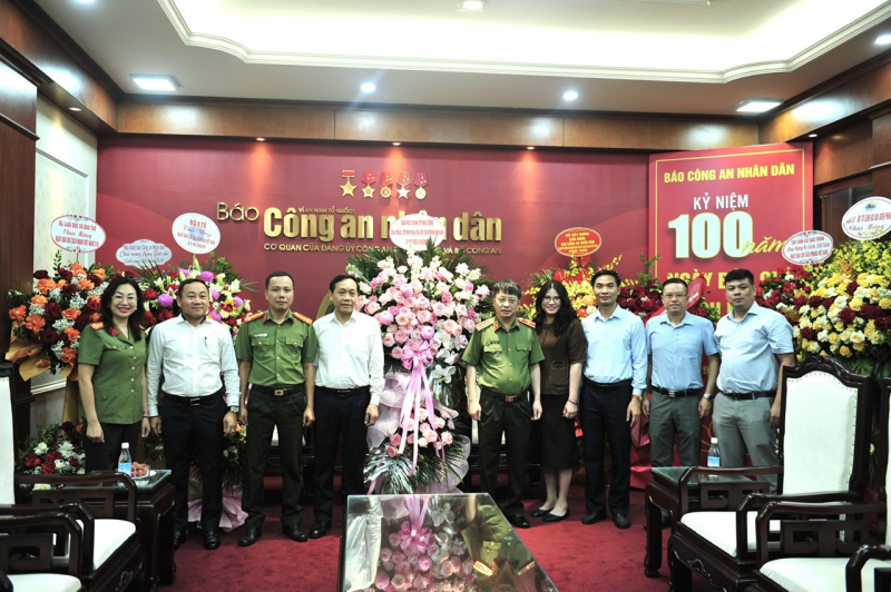 Phó Trưởng Ban Nội chính Trung ương Nguyễn Thanh Hải thăm, chúc mừng Báo CAND -0
