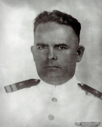 2-trung úy walton pendleton.jpg -0