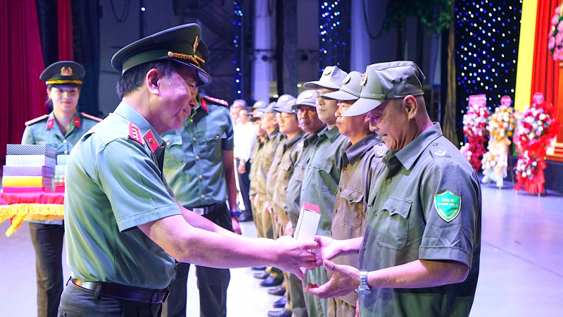 Lan tỏa phong trào TDBVANTQ để xây dựng “Thành phố 4 An” -0
