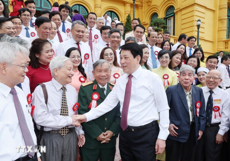 Toàn văn bài phát biểu của Chủ tịch nước tại buổi gặp mặt các nhà báo tiêu biểu -0