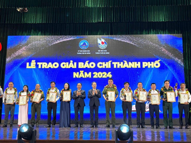Kỷ niệm 100 năm ngày Báo chí Cách mạng Việt Nam: Tiếp nối sứ mệnh vẻ vang, xứng đáng là “chiến sĩ trên mặt trận tư tưởng” -0
