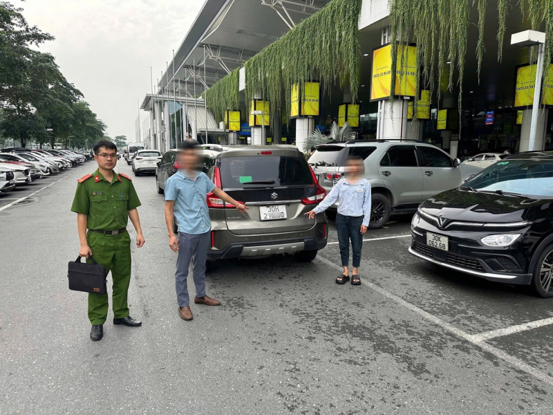 Handling of touts who defrauded passengers at Noi Bai International Terminal T2 -0