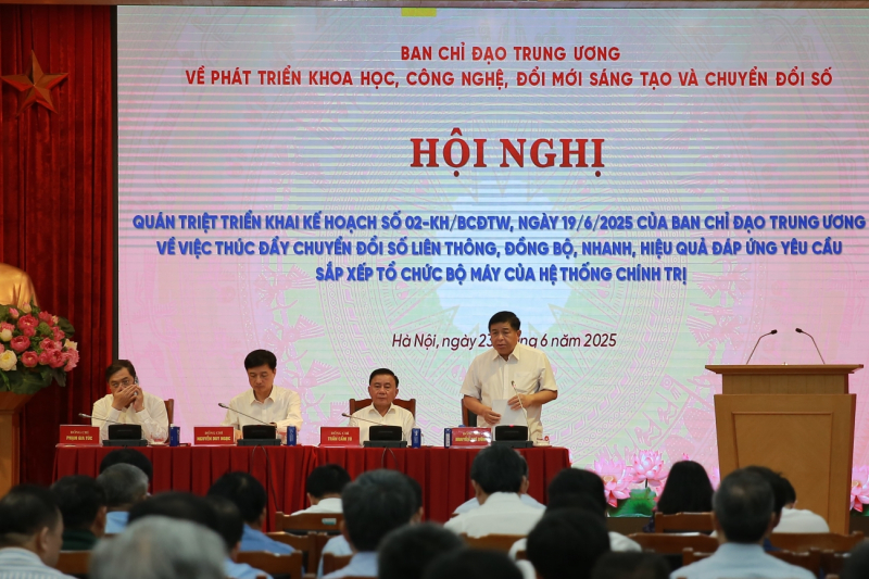 Triển khai hệ thống giải quyết thủ tục hành chính theo mô hình 2 cấp hiệu quả, thông suốt -0