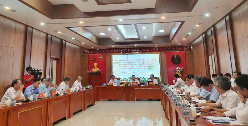 Trưởng ban Chính sách, chiến lược Trung ương làm việc với hai tỉnh Khánh Hòa, Ninh Thuận về công tác vận hành chính quyền địa phương 2 cấp -0